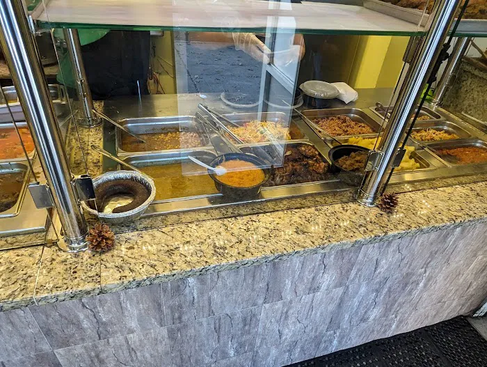 One Stop Roti Shop and Bakery Picture 3