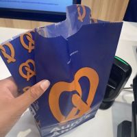 Auntie Anne's ico