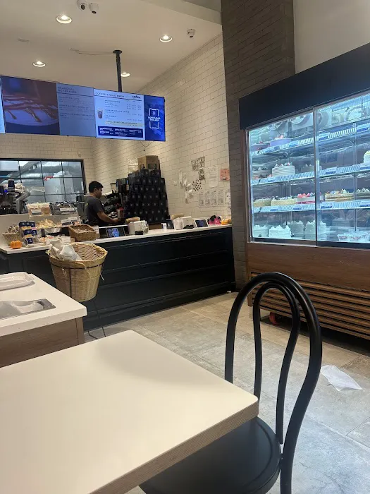 Paris Baguette Picture 5