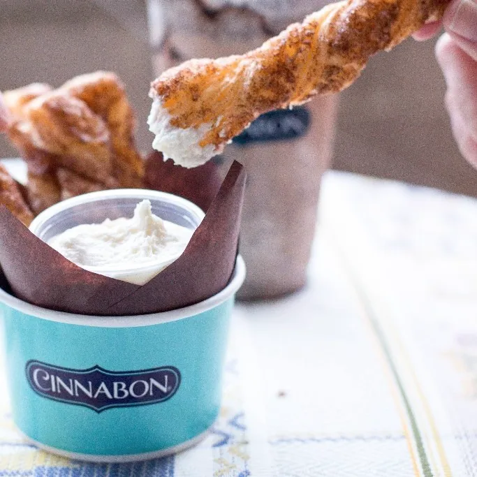 Cinnabon Picture 6