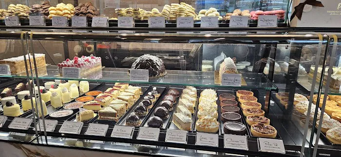 The French Workshop Picture 5