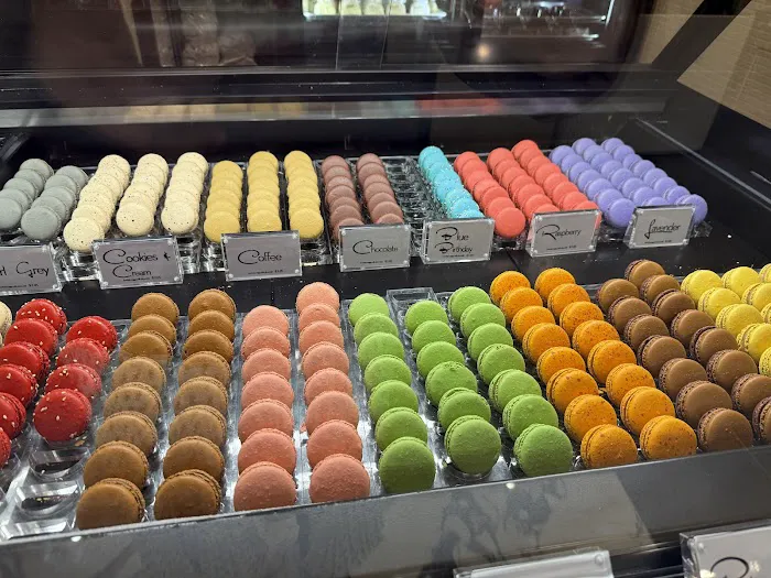 The French Workshop Picture 8