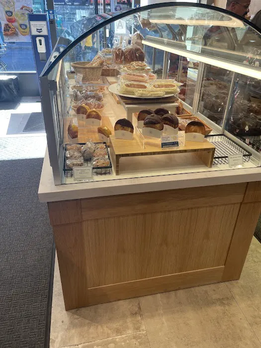 Paris Baguette Picture 1