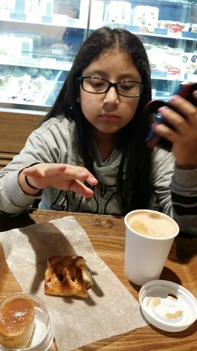 Paris Baguette Picture 6