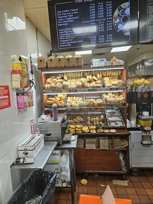 The Bagel Spot Picture 8