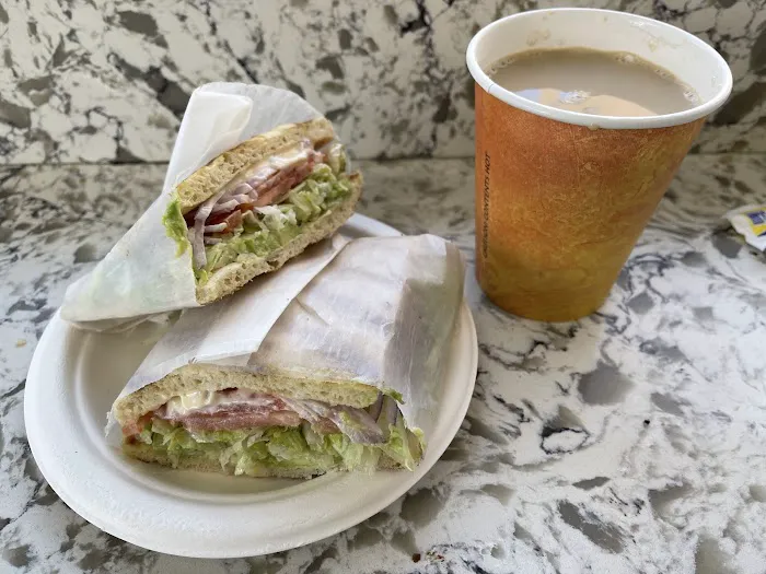 The Bagel Spot Picture 10