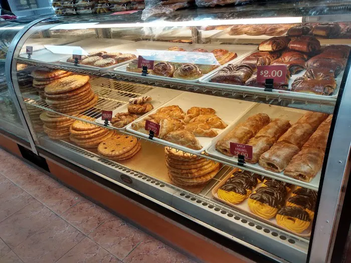 Levy's Bakery Picture 5