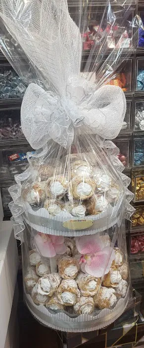 Levy's Bakery Picture 9