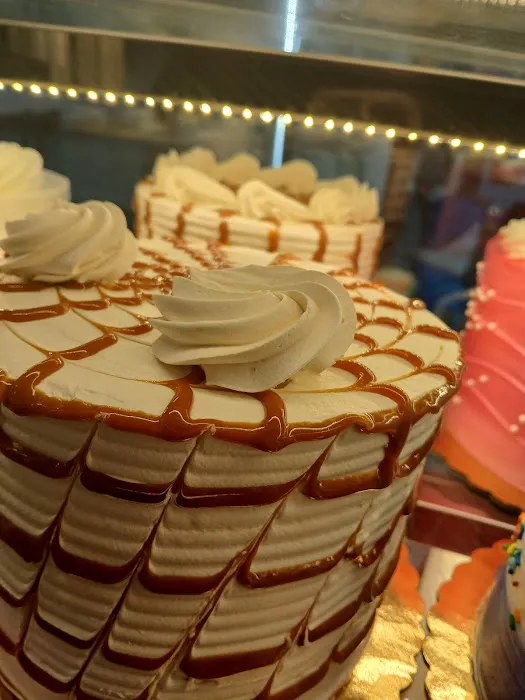 Cocopastelbakery Grand Ave Picture 3