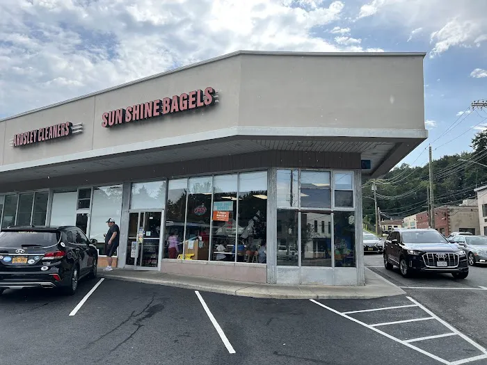 Sunshine Bagels & Doughnut Shop Picture 10