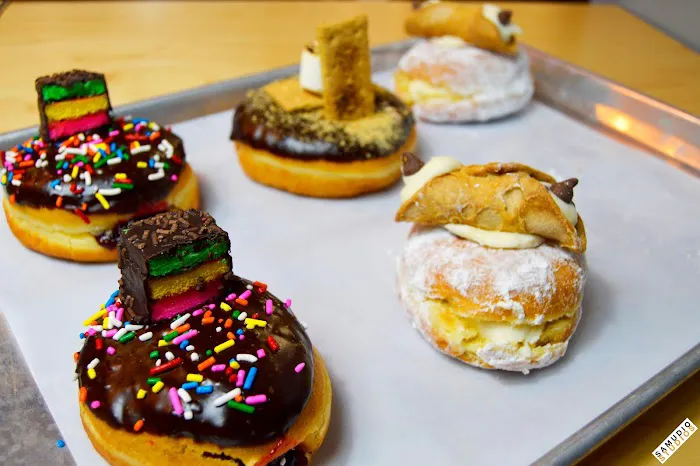 Grey's Mini Donuts Picture 7
