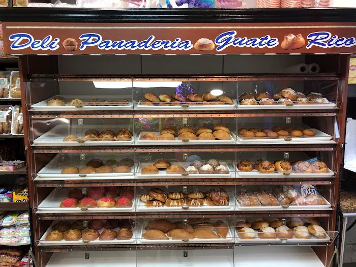 Deli y Panaderia Centroameriocano Guaterico Picture 2