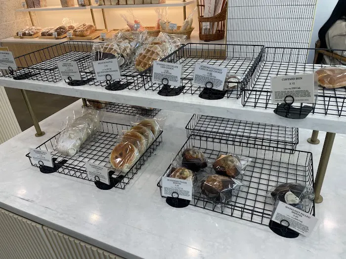 Tous Les Jours Picture 1