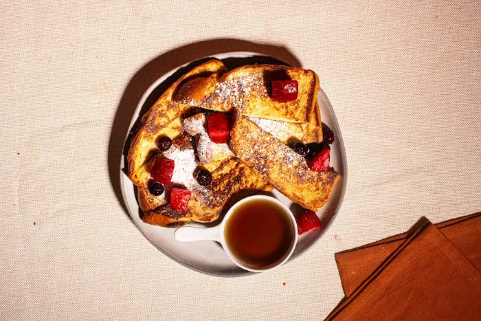 Queens Bagels & Delicatessen Picture 3