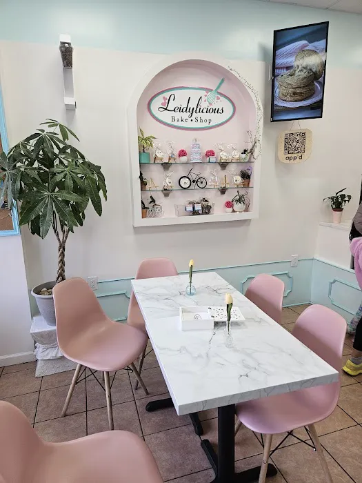 Leidylicious Cakes Picture 6