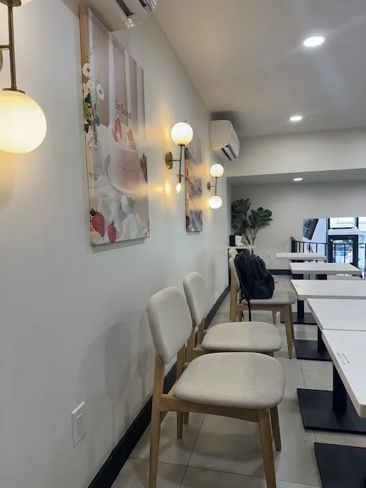 TOUS les JOURS cafe Picture 1