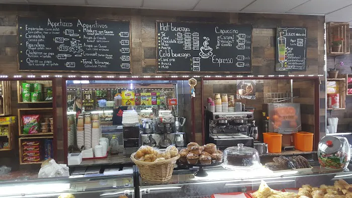 Parceros Bakery & Restaurant Picture 1