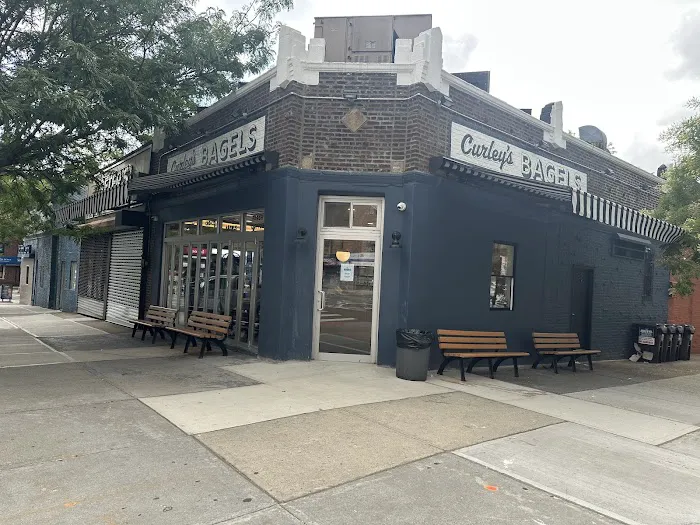 Curley's Bagels Picture 8