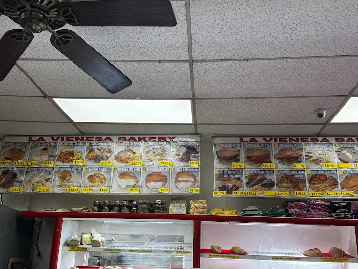 La Vienesa Picture 6