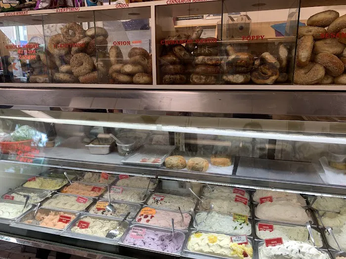 Gotta Getta Bagel Picture 4