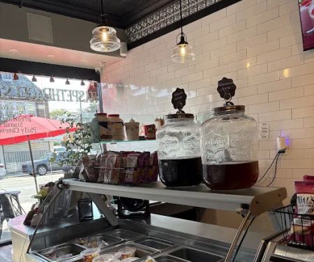 Maspeth Bagels & Sandwich Shop