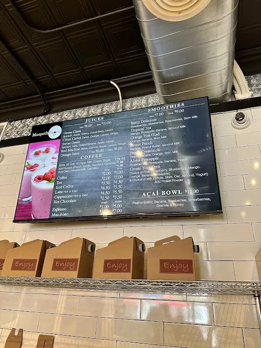 Maspeth Bagels & Sandwich Shop Picture 6