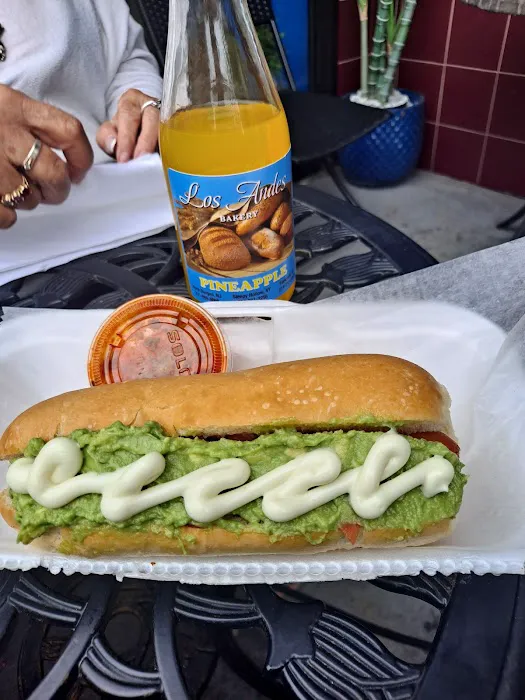 Los Andes Bakery Picture 2