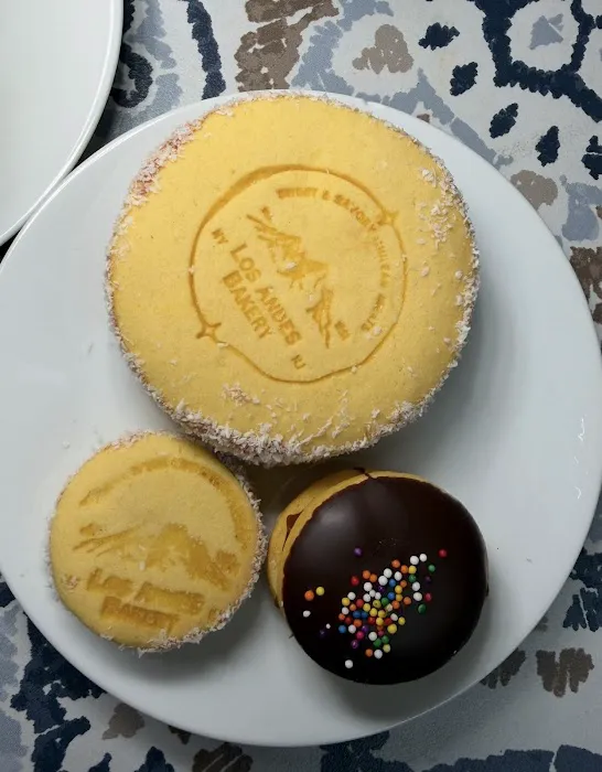 Los Andes Bakery Picture 7