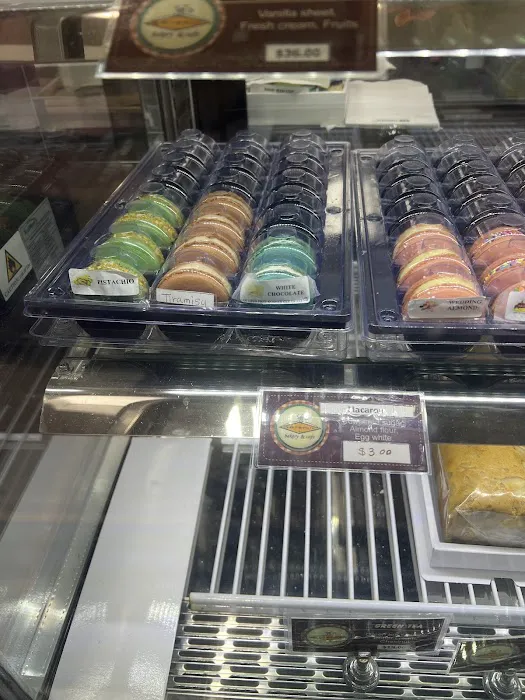 GATEAUX Bakery Picture 3