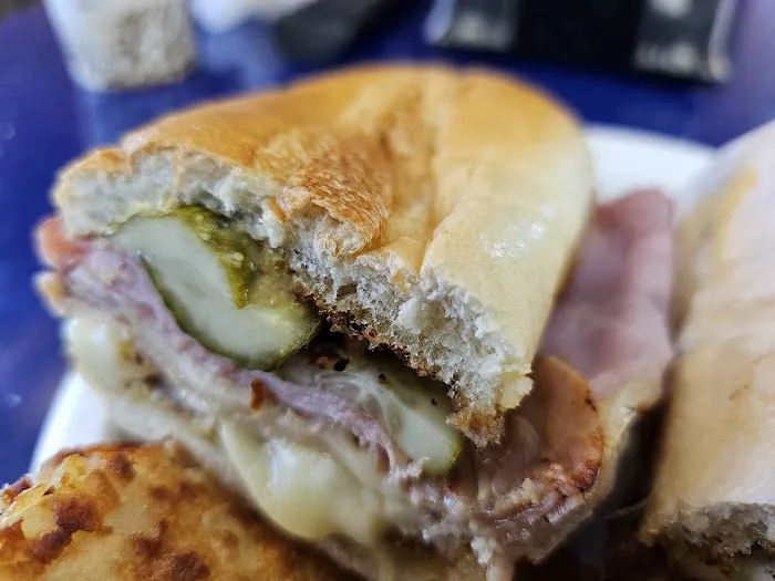 Wally's Bagel Cafe, Northvale Picture 2