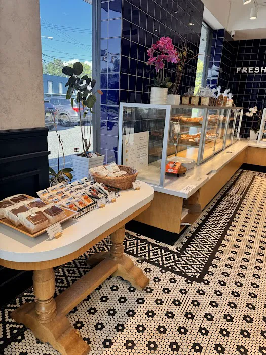 Paris Baguette Picture 2