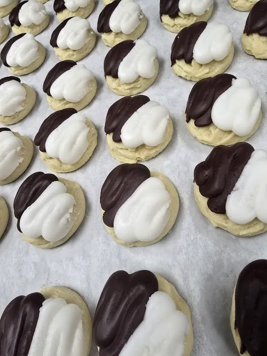 Aunt Mia's Gourmet Cookie & Gift Shoppe Picture 6