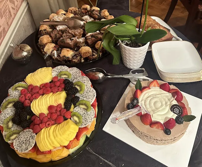 Wally's Bagel Nosh Picture 7