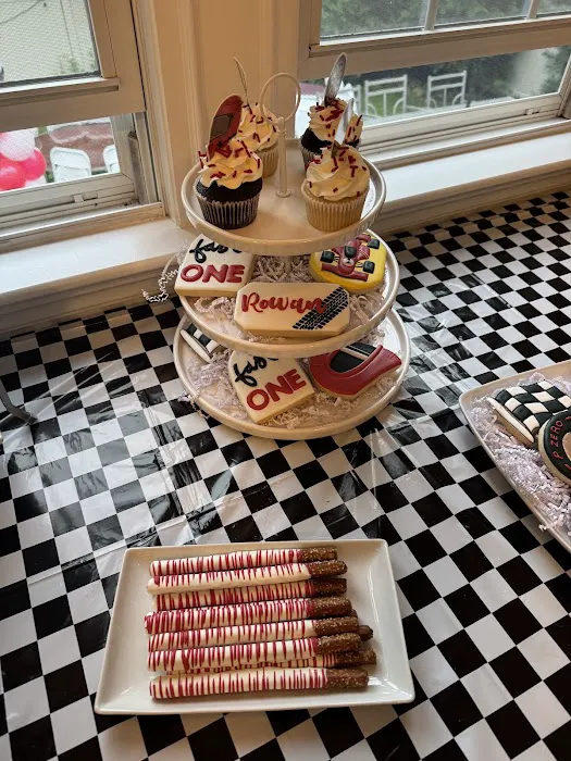 Lori's Mixing Bowl Picture 5