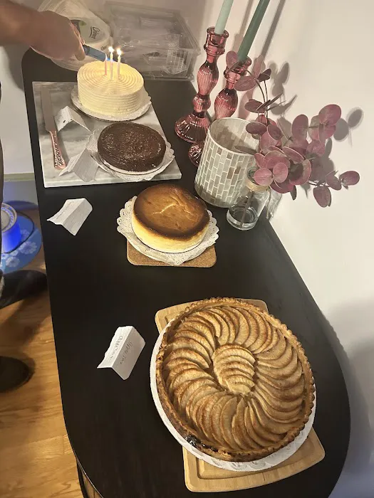 Seth Greenberg's Just Desserts Picture 4