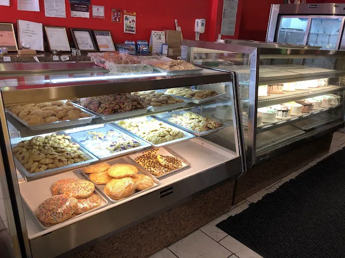 Rose Valley Cakes Picture 9