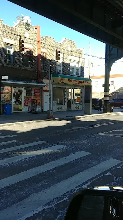 Ray's Bakery Picture 4