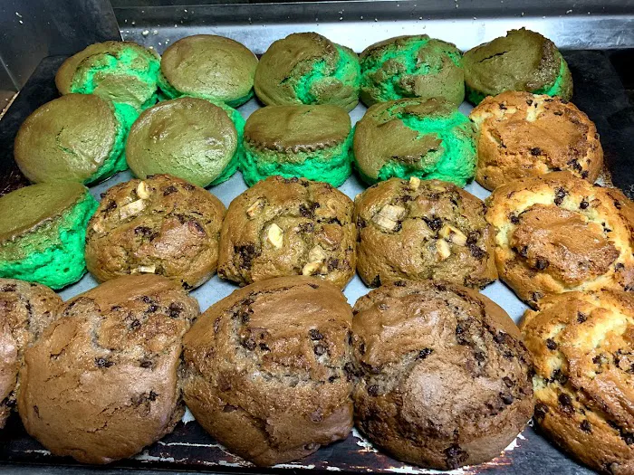 Baker's Dozen Bagels Picture 8