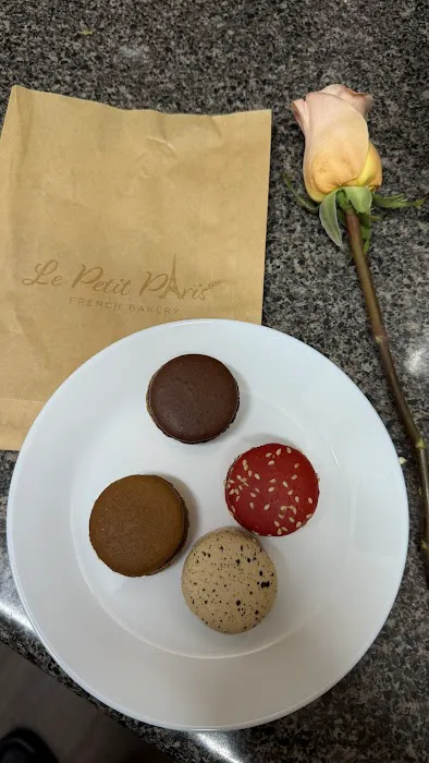 Le Petit Paris Picture 10