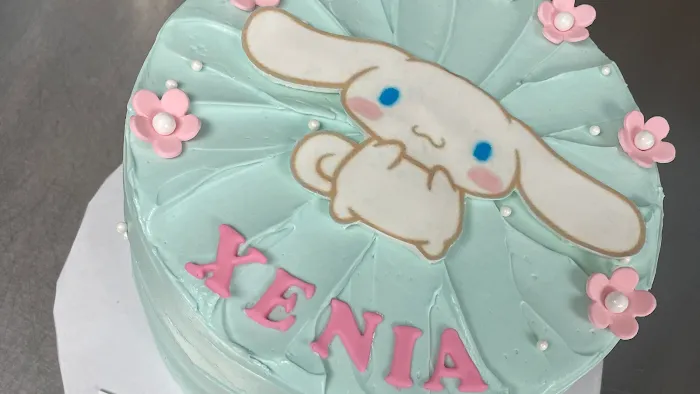 Cookies and Cream Pastry Shop Picture 10