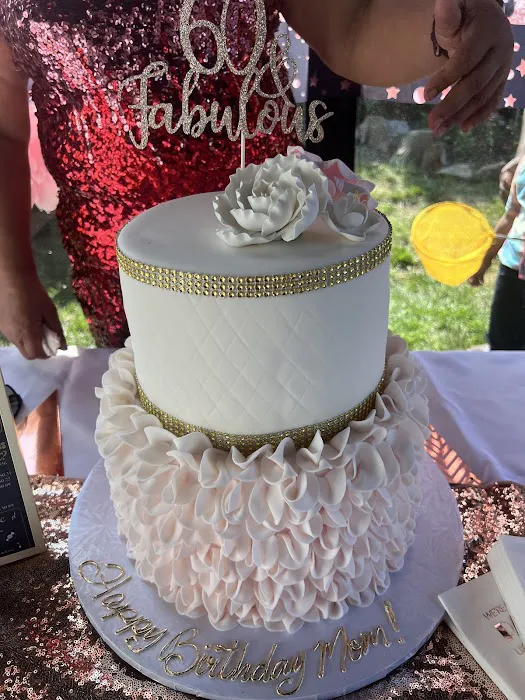 Cookies and Cream Pastry Shop Picture 1