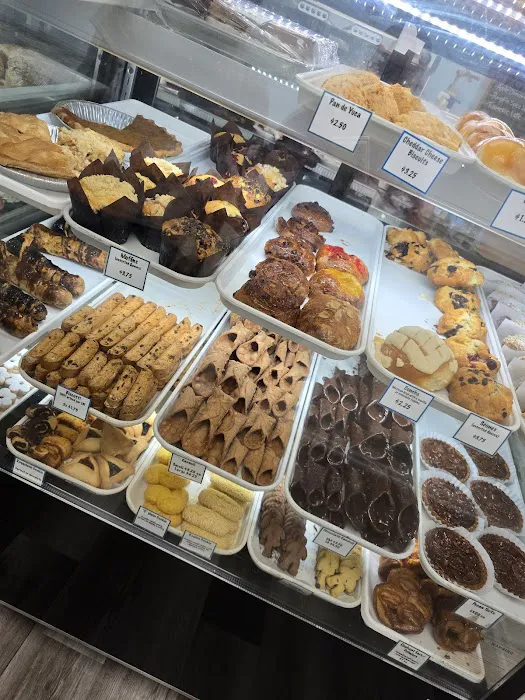 Cookies and Cream Pastry Shop Picture 3