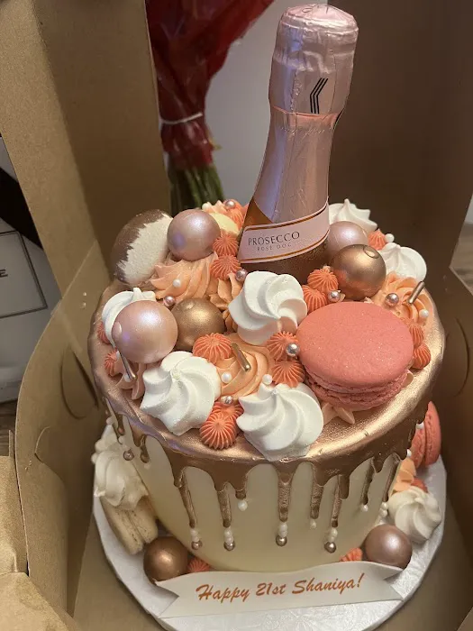 Cookies and Cream Pastry Shop Picture 6