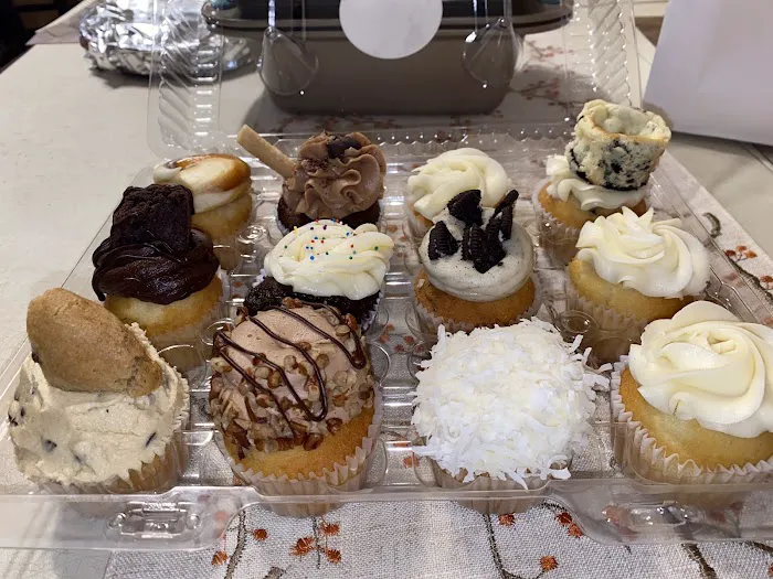 Sweet Treats Delight Bakery Picture 2