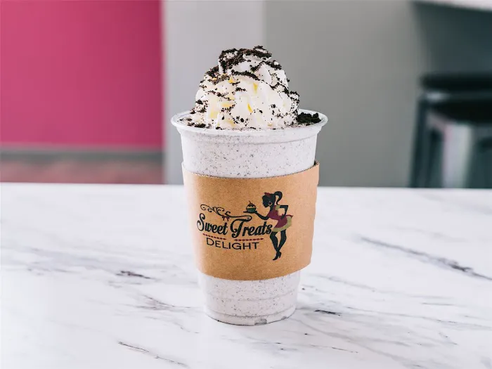 Sweet Treats Delight Bakery Picture 6