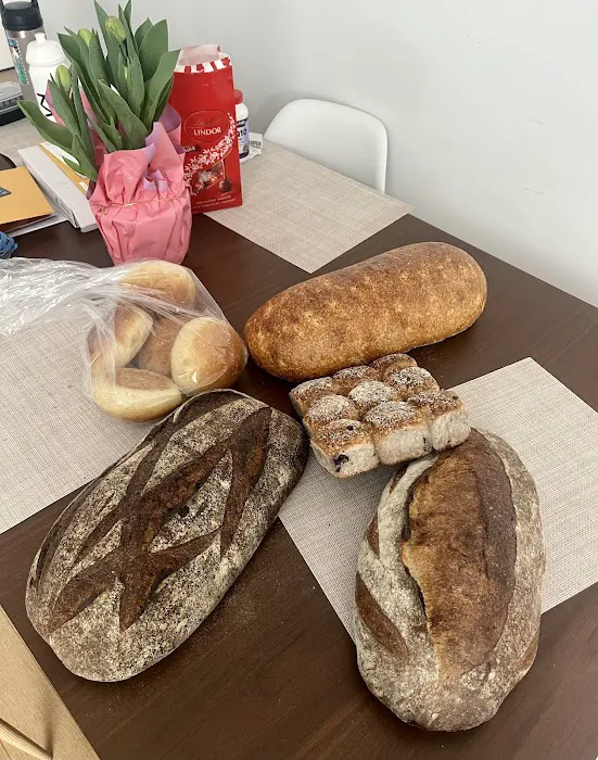 Pain D'Avignon Picture 6