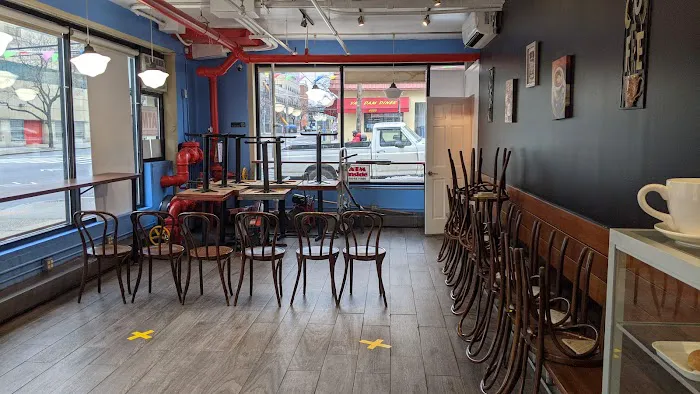 Don Dean Bakery Picture 6