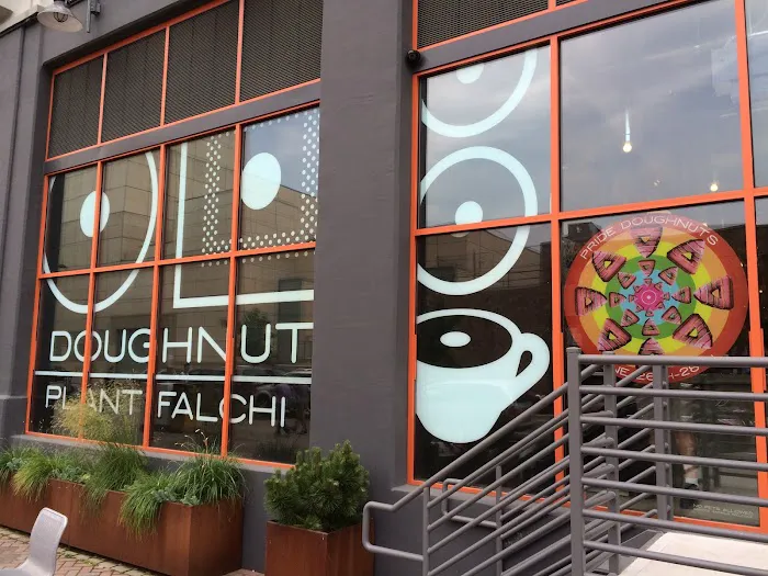 Doughnut Plant Picture 4