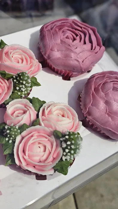 jglow's sweets Picture 5