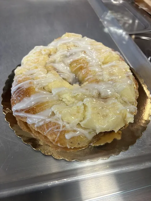 Kristi's Bagel Cafe & Bakery Picture 2